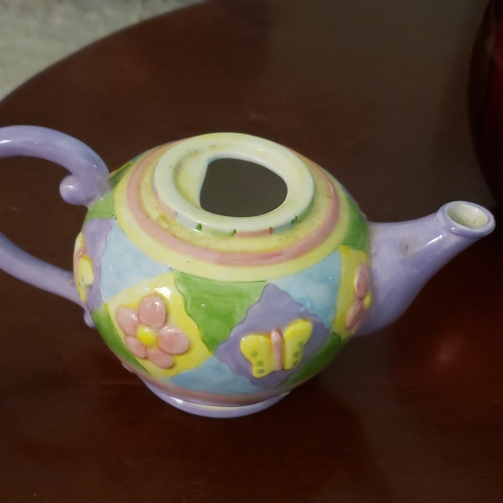 Vintage Oneida vase